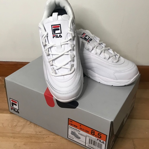 BRAND NEW Fila Disarray White Size 8.5 - Picture 2 of 2